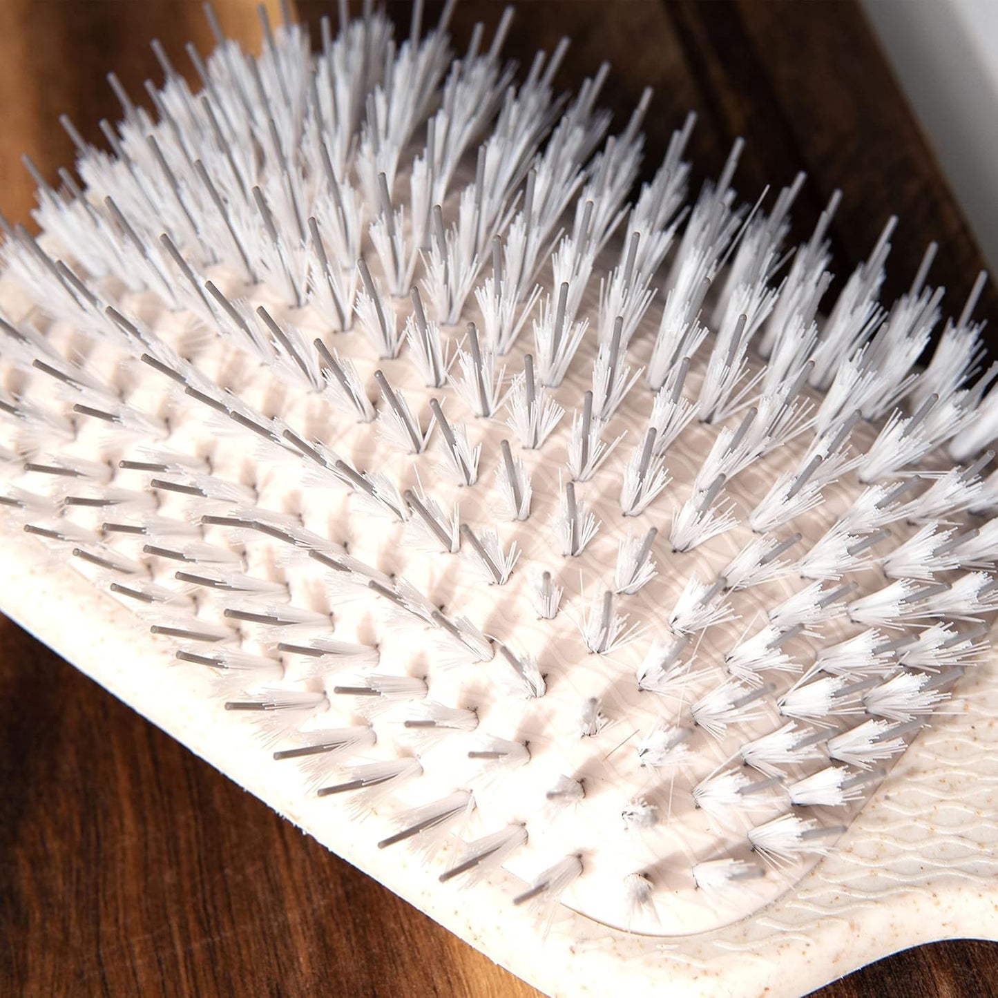 So Eco Biodegradable Paddle Brush