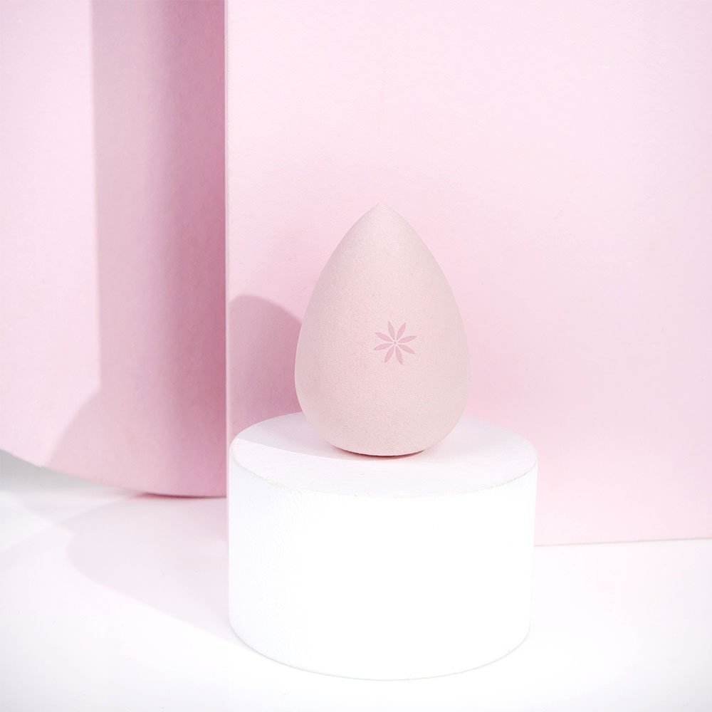 Brushworks Complexation Beauty blender
