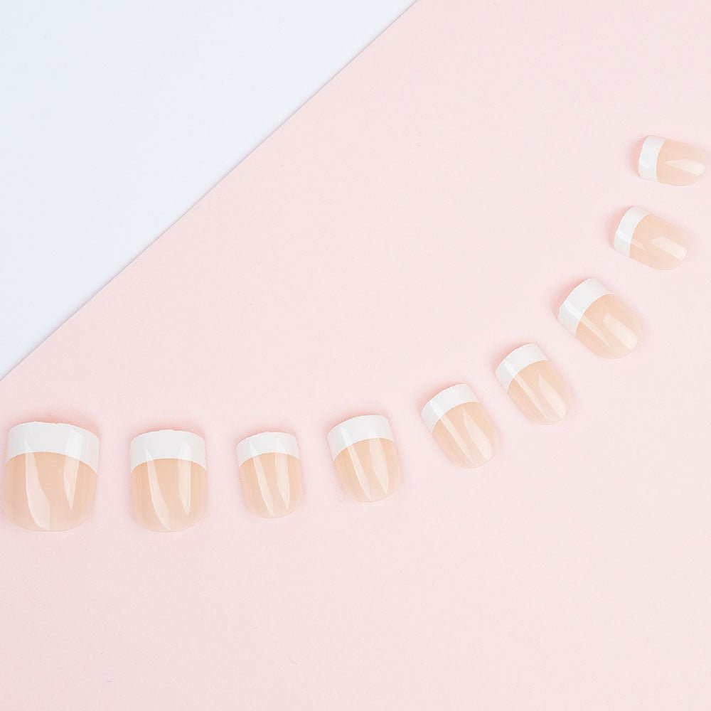 اظافر اكريليك بينك سكوير انفوجوا