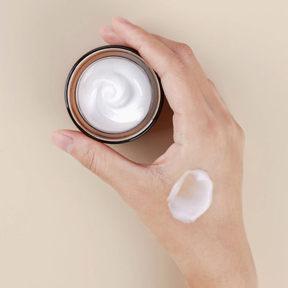 ميزون كريم الحلزون الشامل لشد وترطيب وتفتيح البشرة 75 مل
